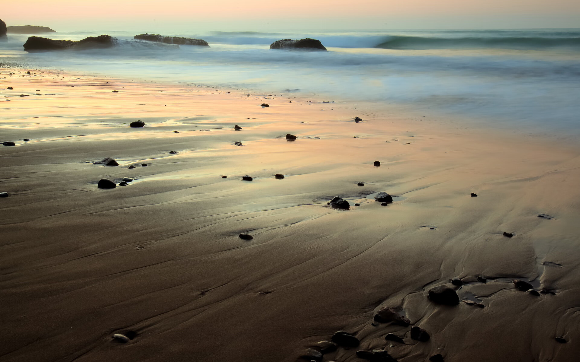 “爆发式全场攻势,比分不断刷新纪录,比赛精彩绝伦”,爆发力爆棚