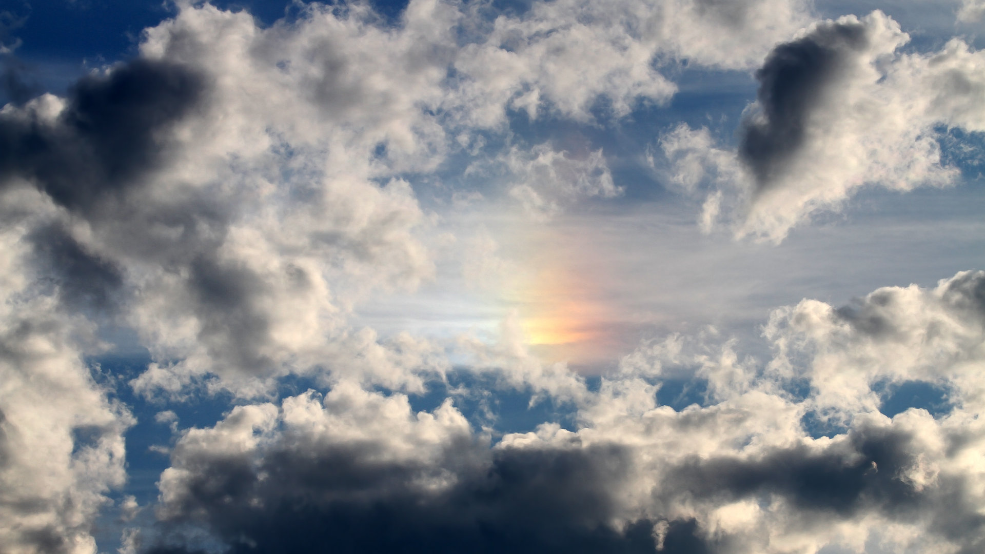 德甲足球文化持续繁荣,氛围浓厚增强归属感,德甲踢球风格