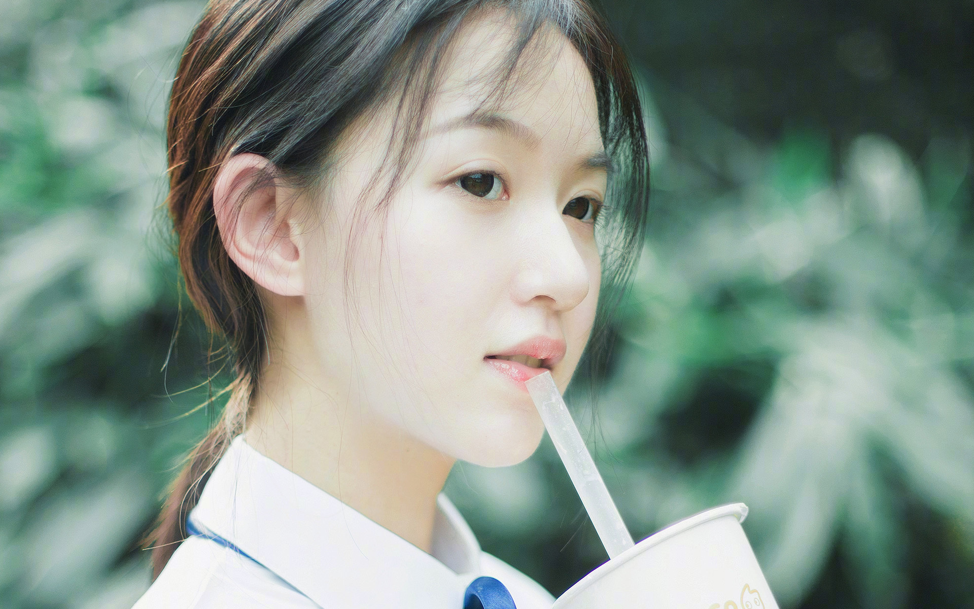 沃尔夫斯堡积极控球限制对方进攻展开,沃尔夫斯堡主力