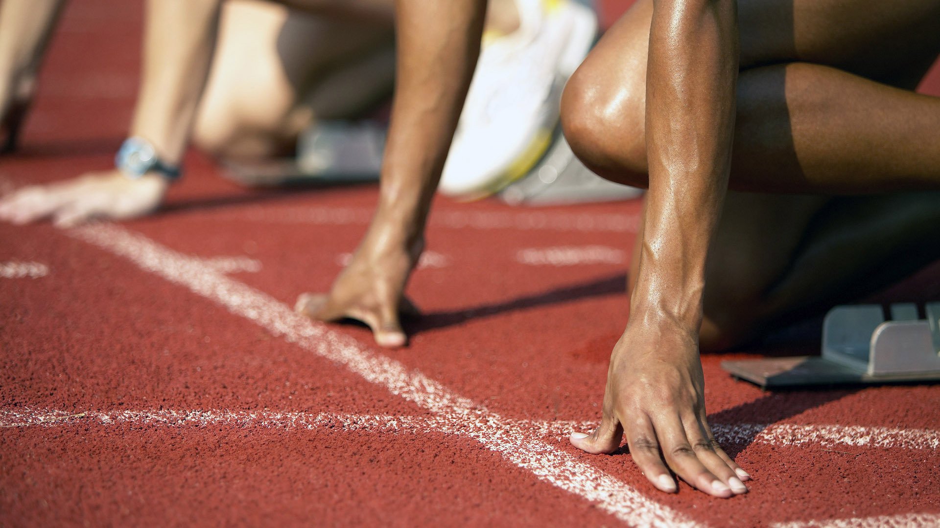 乐鱼体育(中国)官方网站-麦金托什女子200米蝶泳表现亮眼，麦金托什是哪国人