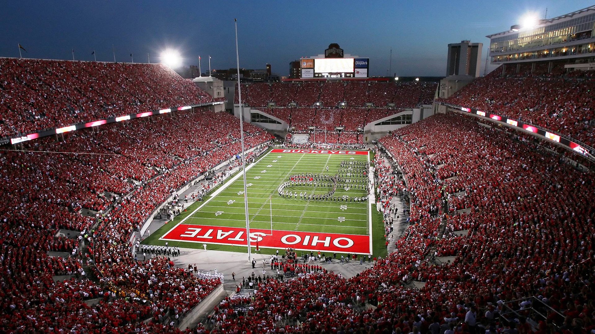 乐鱼体育官网-_老将经验显威，奇才稳步前行_，经验丰富的老将