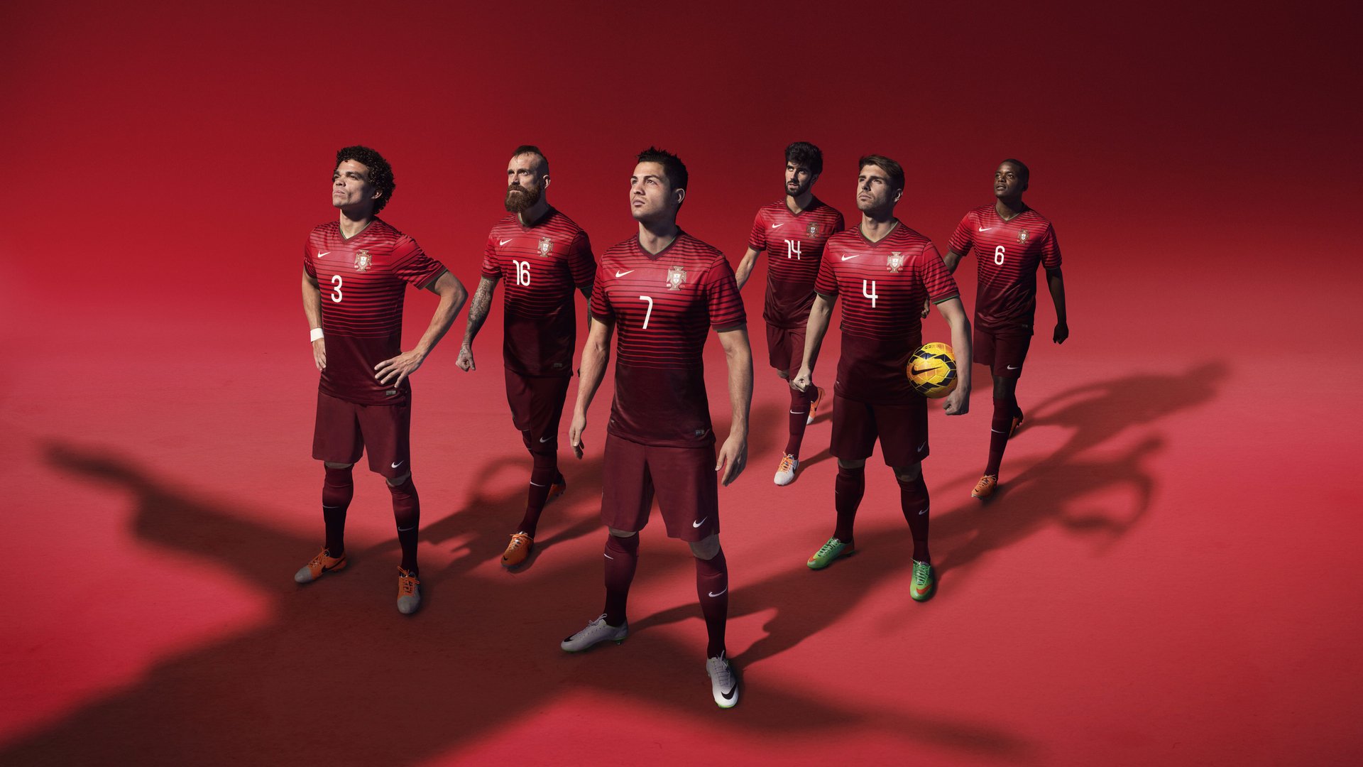 乐鱼中国官网-青少年足球公益项目助力更多边远地区青少年的运动梦想，青少年足球比赛