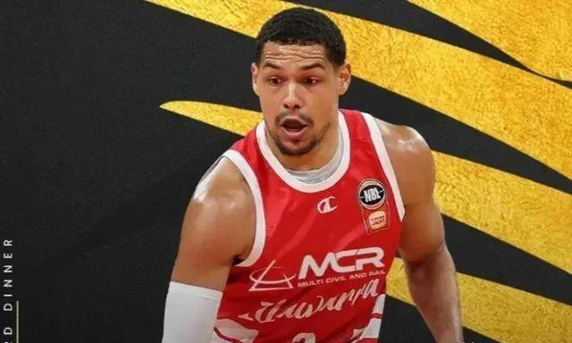 乐鱼体育:凯尔特人队斯玛特的防守强度：能否在新球队延续铁血防守，成为防守核心？的简单介绍