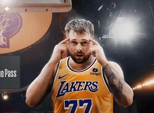 乐鱼体育:凯尔特人队防守策略:如何限制东契奇的传球?的简单介绍 乐鱼体育:凯尔特人队防守策略:如何限制东契奇的传球?的简单介绍