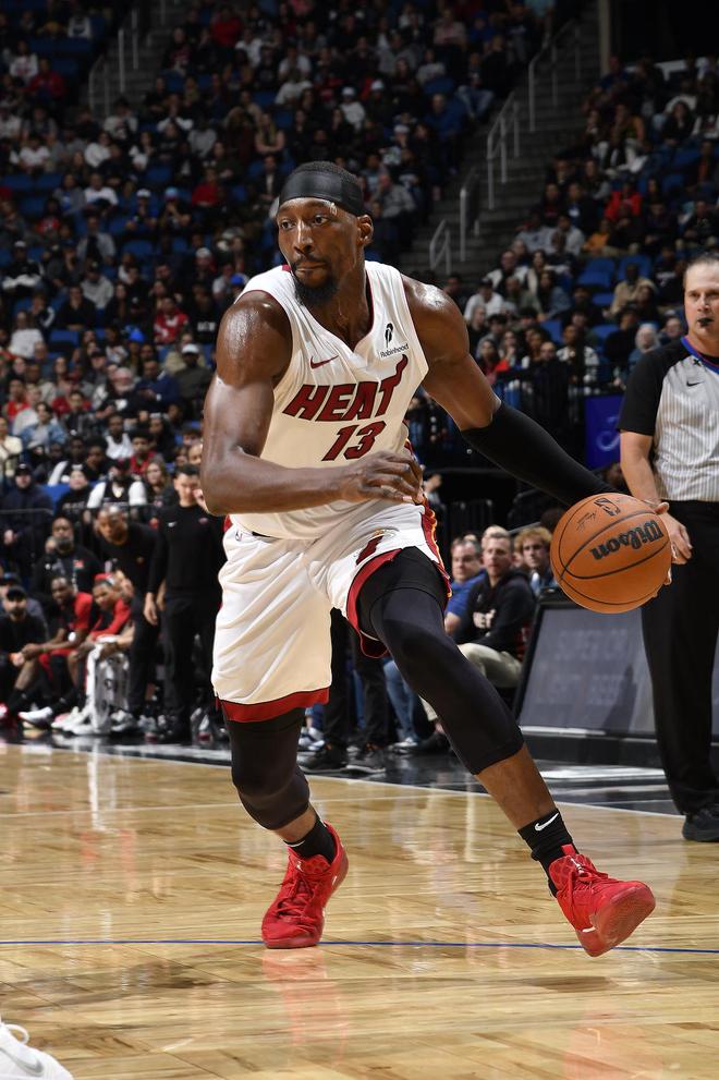 LEYU SPORTS中国官方网站-阿德巴约：热火的防守核心